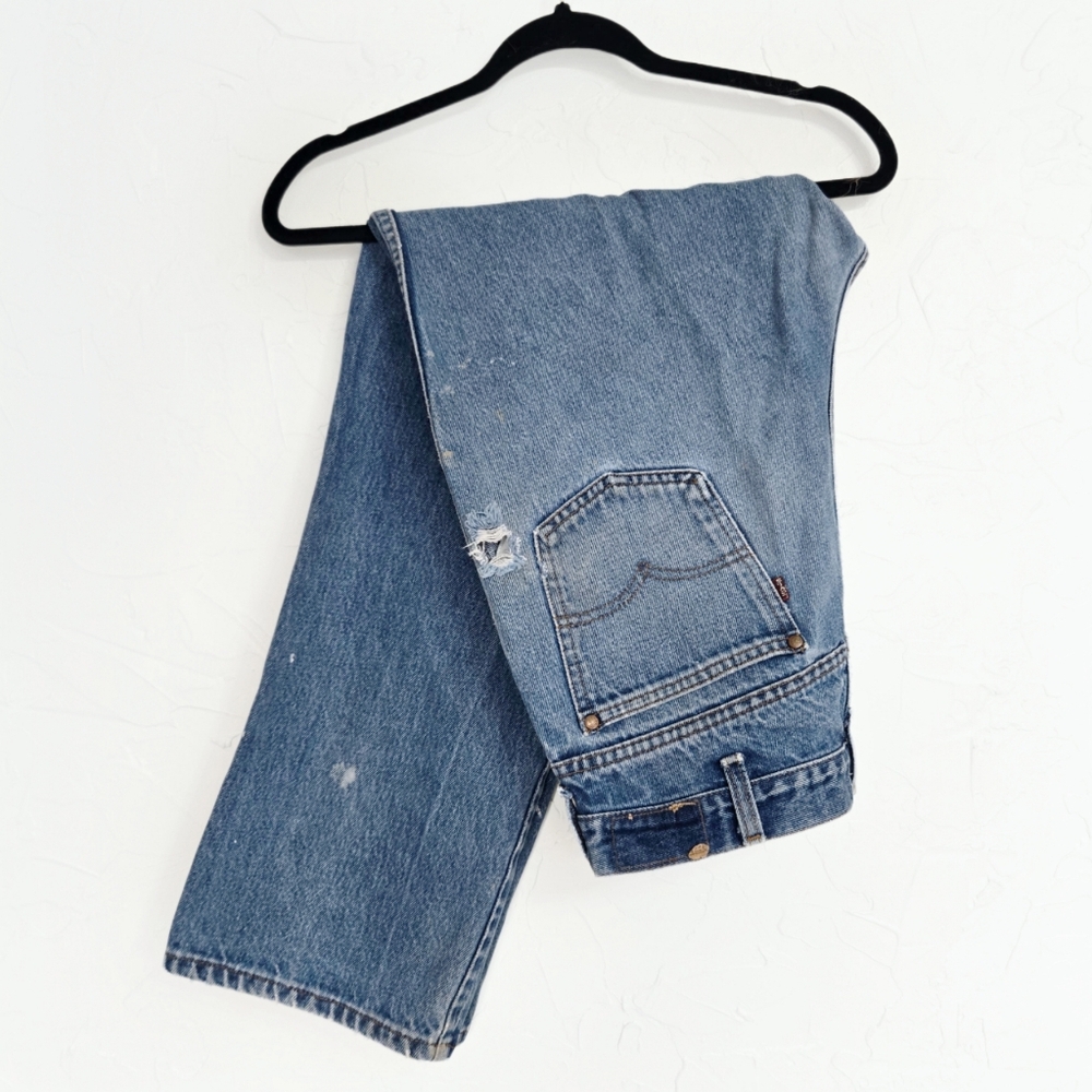 Levi's Classic Blue Distressed Denim Jeans